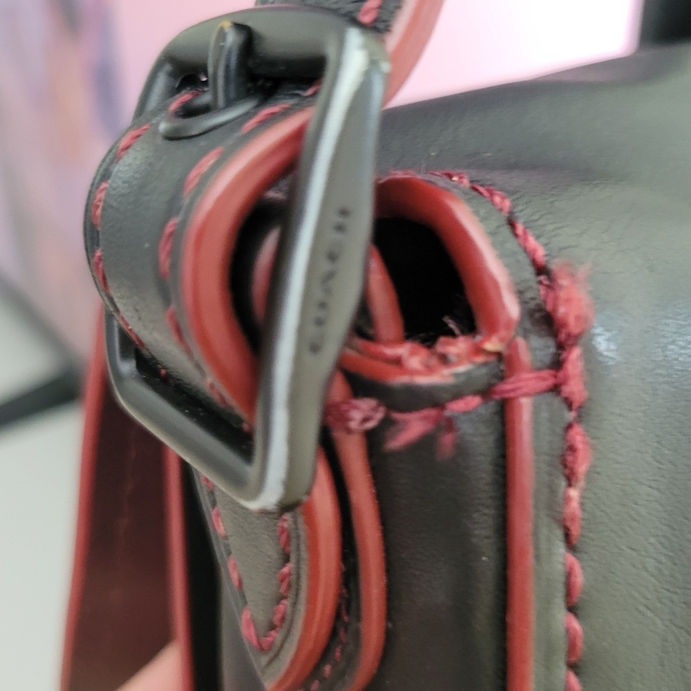 Coach 1941 Saddle Bag 23 Black Glovetanned Leather Crossbody 20115 Burgundy Trim - Picture 11 of 14